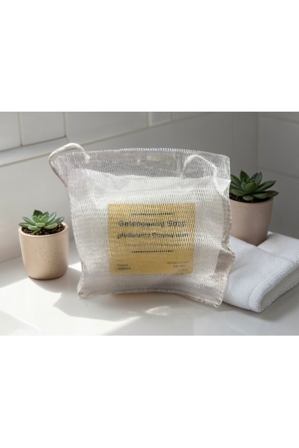 Oupus Organics: Gelenggang Soap
